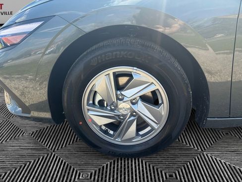 New 2026 Hyundai Elantra SE image 14