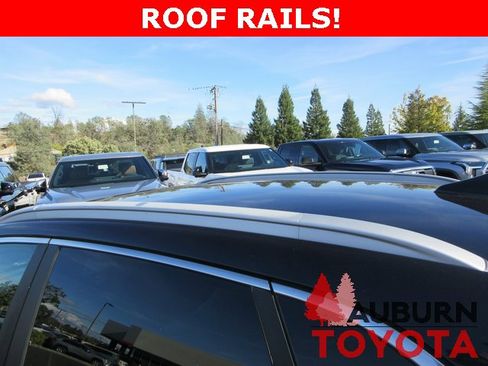 Used 2019 Kia Niro EX image 9