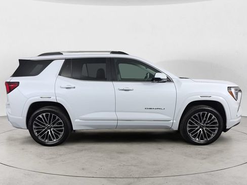 Used 2026 GMC Terrain Denali AWD/4WD image 4