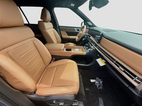New 2027 Hyundai Santa Fe Limited FWD image 20
