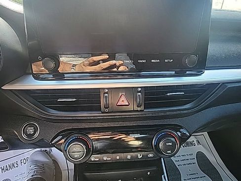 Used 2024 Kia Forte GT-Line w/ GT-Line Premium Package FWD image 19