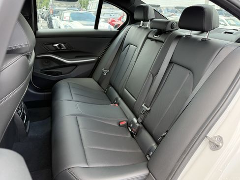 Used 2026 BMW 330i xDrive Sedan w/ M Sport Package AWD/4WD image 34