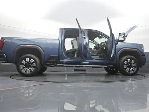New 2025 GMC Sierra 2500 Denali w/ Denali Reserve Package image 61