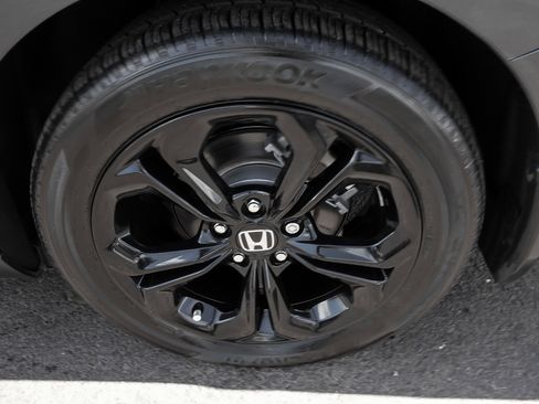 Used 2025 Honda Accord SE image 8