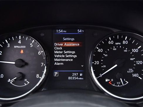 Used 2021 Nissan Rogue Sport S image 13