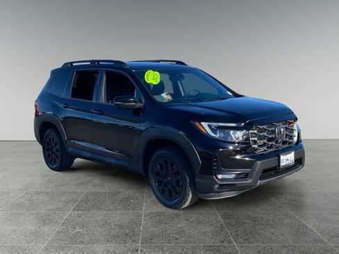 Used 2023 Honda Passport TrailSport image 7