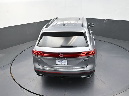 New 2026 Volkswagen Atlas SE image 16