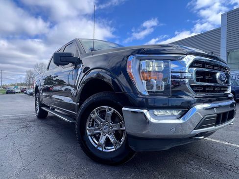 Used 2021 Ford F150 XLT w/ Equipment Group 302A High AWD/4WD image 16