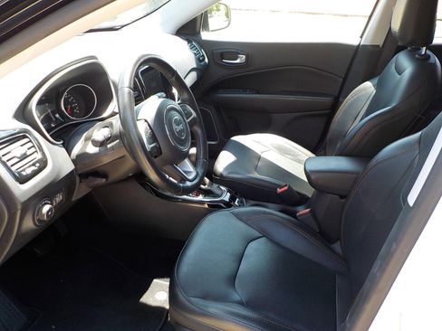 Used 2020 Jeep Compass Limited image 15
