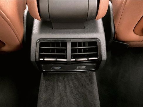 Used 2020 Audi Q3 2.0T Premium Plus w/ Premium Plus Package image 12