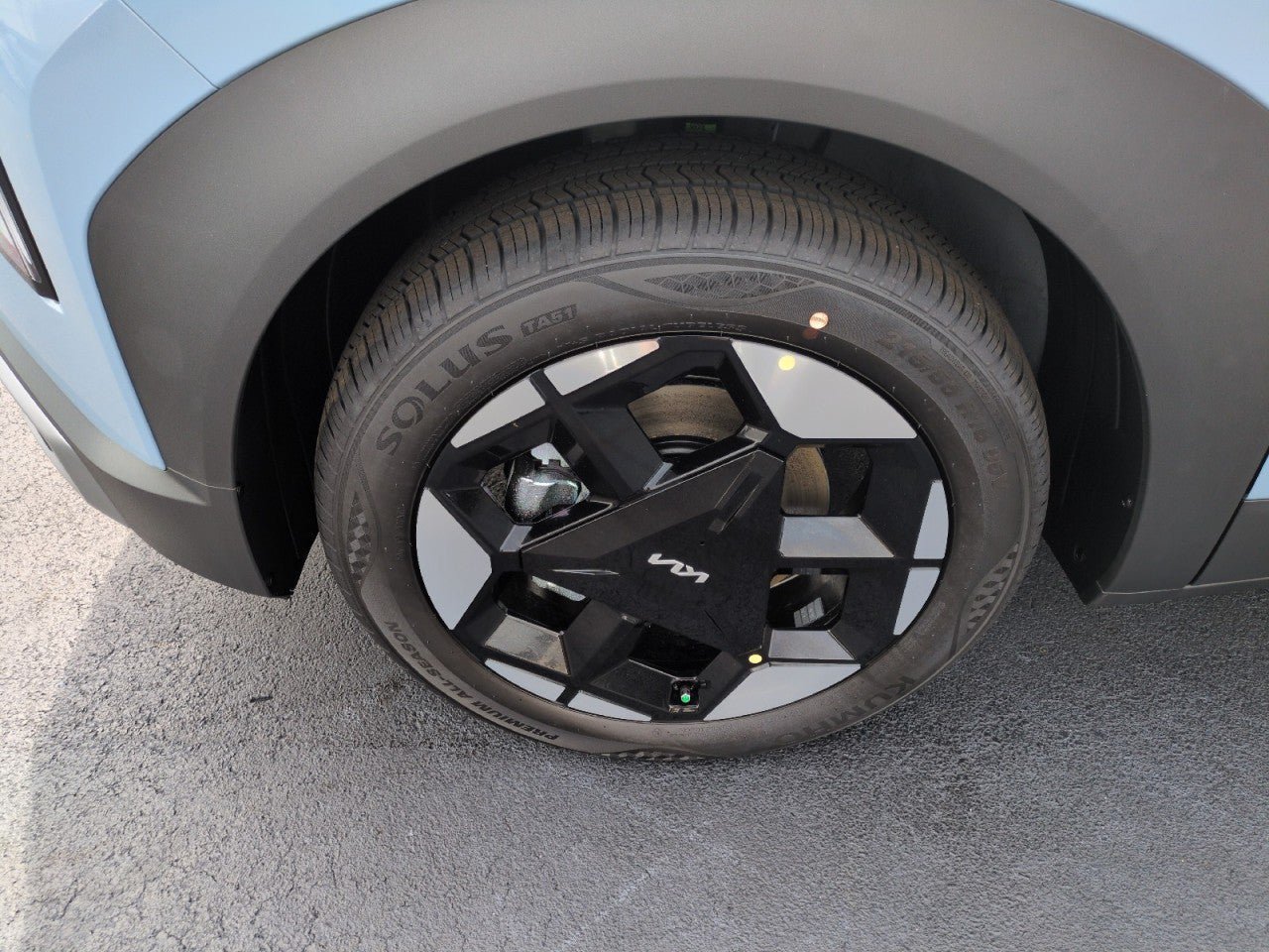 New 2027 Kia Seltos S FWD image 9
