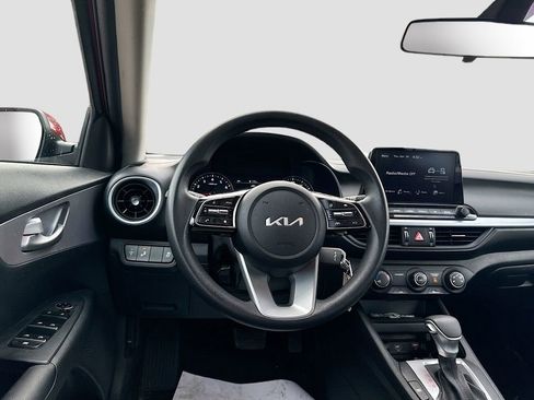 Certified 2024 Kia Forte LXS w/ LXS Technology Package FWD image 18