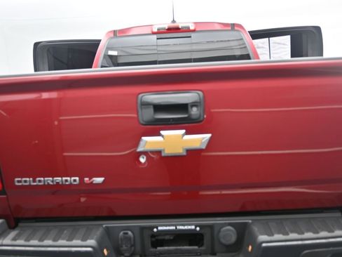 Used 2017 Chevrolet Colorado ZR2 image 19