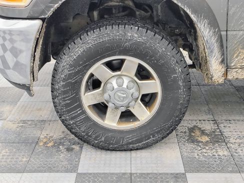 Used 2012 RAM 2500 SLT w/ Technology Group image 8