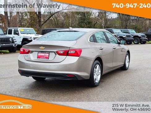Used 2024 Chevrolet Malibu LT image 30