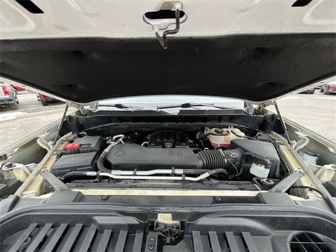 Used 2023 Chevrolet Silverado 1500 LT image 13