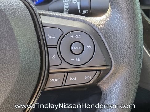 Used 2022 Toyota Corolla LE image 30