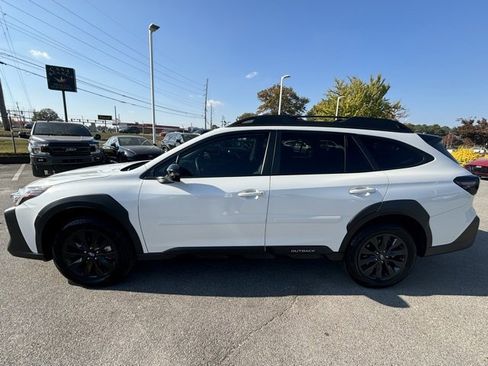 Used 2024 Subaru Outback Onyx Edition image 3
