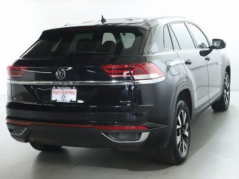 Used 2023 Volkswagen Atlas Cross Sport SE AWD/4WD image 47