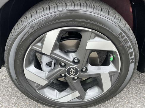 New 2026 Hyundai Venue SEL image 5
