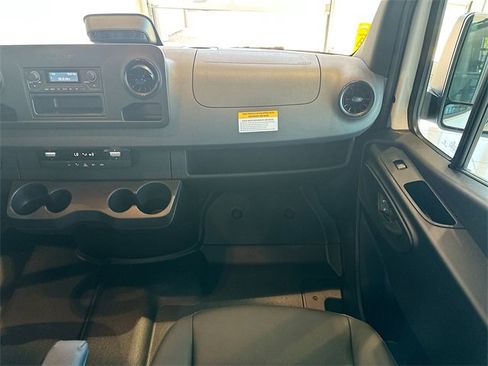 New 2026 Mercedes-Benz Sprinter 2500 image 21