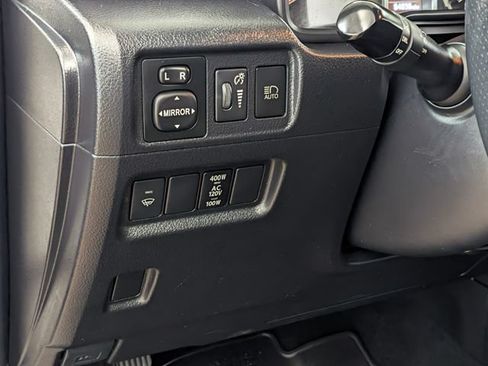 Used 2021 Toyota 4Runner Venture w/ Moonroof Package AWD/4WD image 11