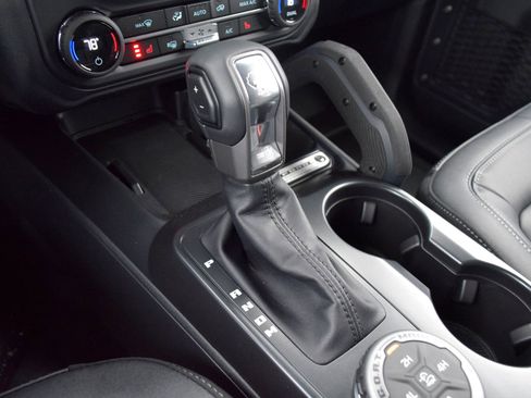 New 2025 Ford Bronco Big Bend w/ Black Diamond Package image 14