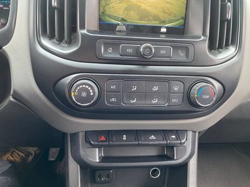Used 2019 Chevrolet Colorado W/T w/ WT Convenience Package AWD/4WD image 9