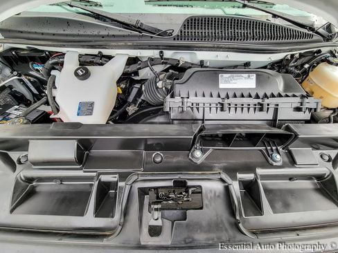 Used 2025 Chevrolet Express 3500 LT w/ LT Preferred Equipment Group RWD image 24