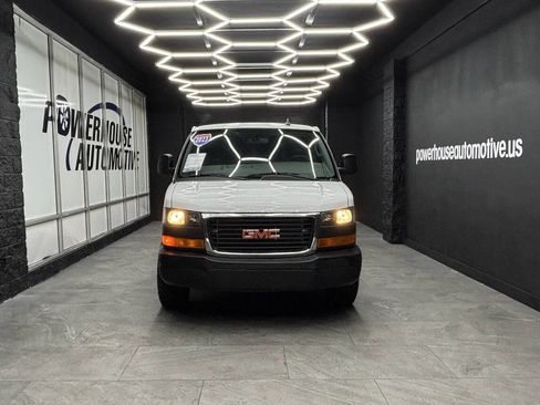 Used 2023 GMC Savana 2500 Extended RWD image 12