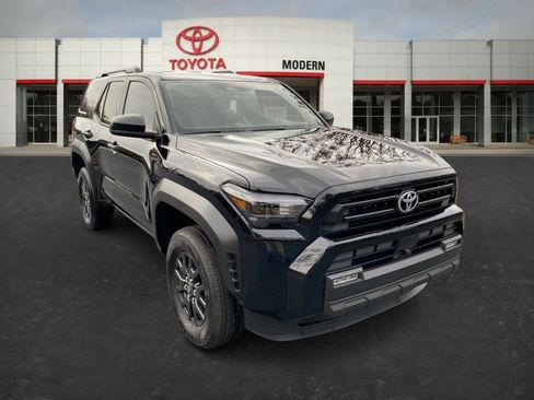 Certified 2025 Toyota 4Runner SR5 image 7