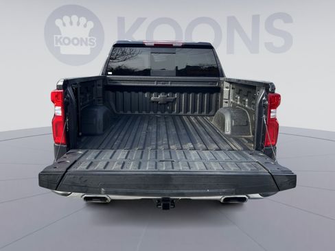 Used 2022 Chevrolet Silverado 1500 LTZ image 25