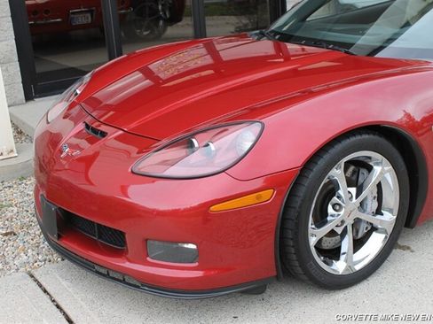Used 2012 Chevrolet Corvette Grand Sport w/ 3LT Preferred Equipment Group RWD image 14