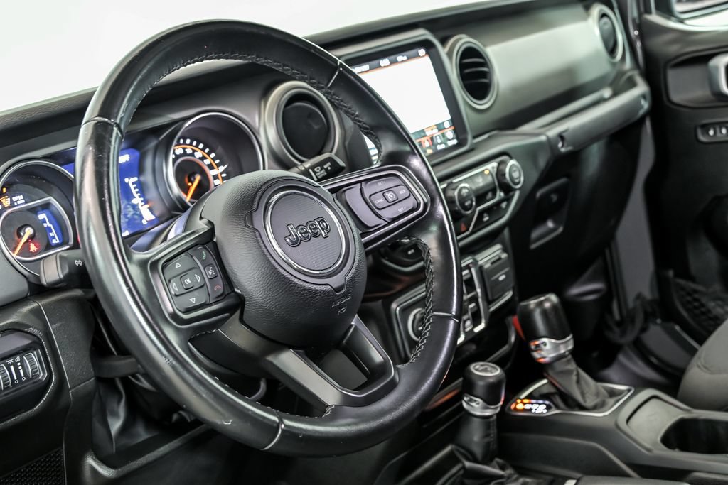 Used 2022 Jeep Gladiator Sport AWD/4WD image 15