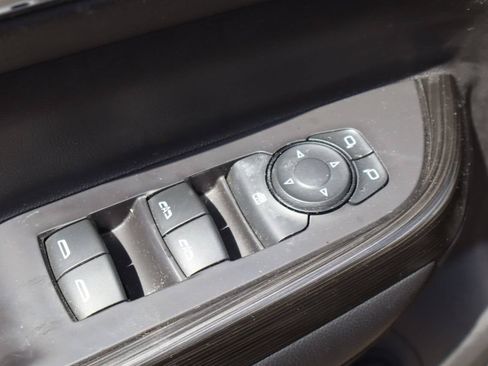 Used 2020 GMC Acadia SLT FWD image 21