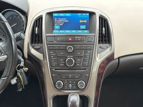 Used 2016 Buick Verano FWD image 25