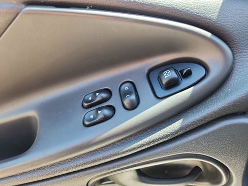 Used 2003 Ford Mustang Mach 1 RWD image 17