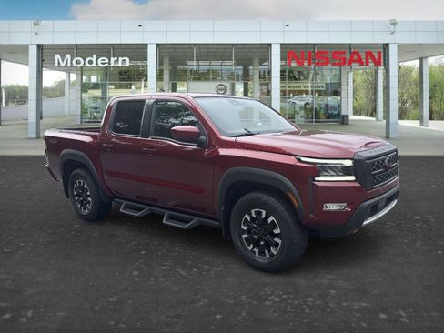 Certified 2024 Nissan Frontier PRO-4X w/ Technology Package AWD/4WD image 6