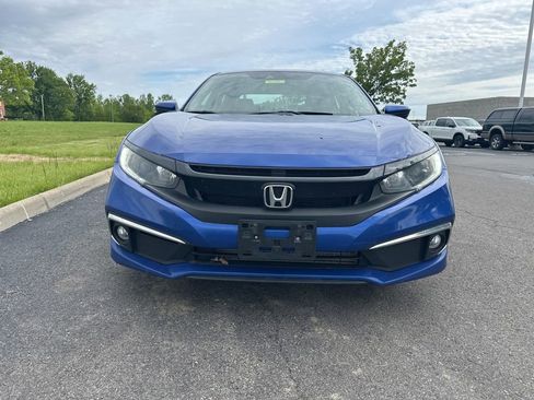 Used 2019 Honda Civic EX image 2
