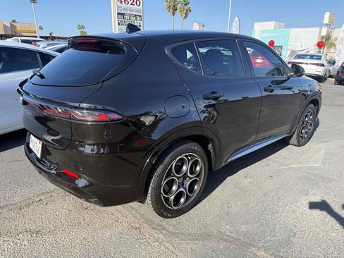 Used 2024 Alfa Romeo Tonale Ti AWD/4WD image 4
