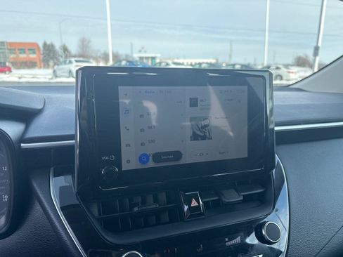 Used 2023 Toyota Corolla LE image 24