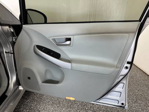 Used 2012 Toyota Prius Two image 21