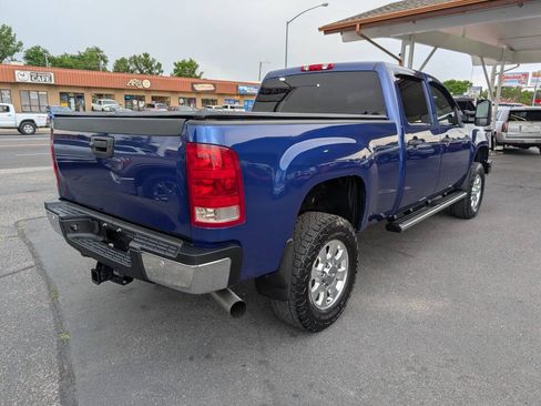 Used 2014 GMC Sierra 2500 SLE w/ SLE Preferred Package AWD/4WD image 8