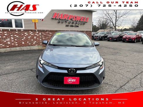 Used 2022 Toyota Corolla LE image 9