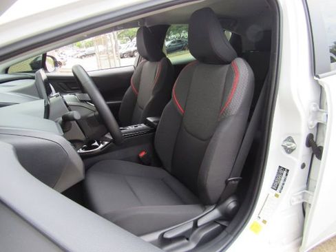 Used 2023 Toyota Prius Prime SE image 15