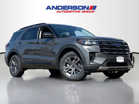 New 2026 Ford Explorer Active w/ Active Comfort Package AWD/4WD image 1