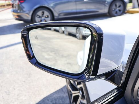 Used 2023 BMW 540i 540i w/ M Sport Package image 42