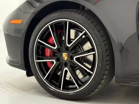 Used 2019 Porsche Panamera Turbo image 42