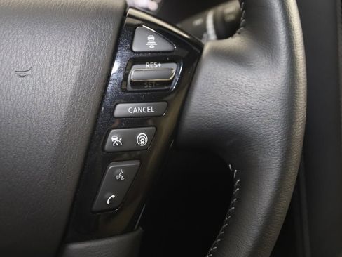 Used 2024 Nissan Armada SL w/ Captain's Chairs Package image 39