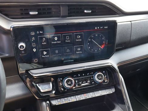 Used 2024 GMC Sierra 1500 AT4 w/ AT4 Premium Package AWD/4WD image 6